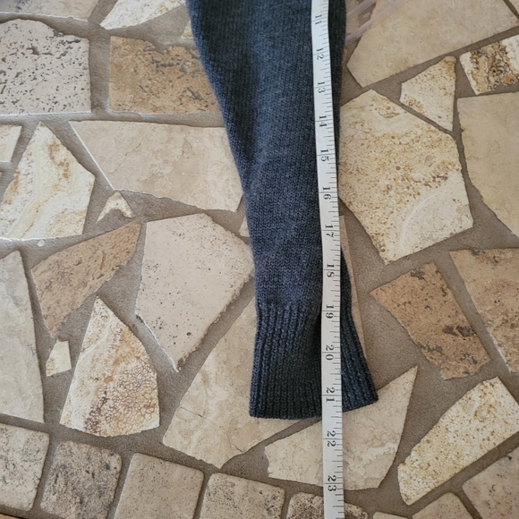 Merino Wool Cardigan - Picture 5 of 13